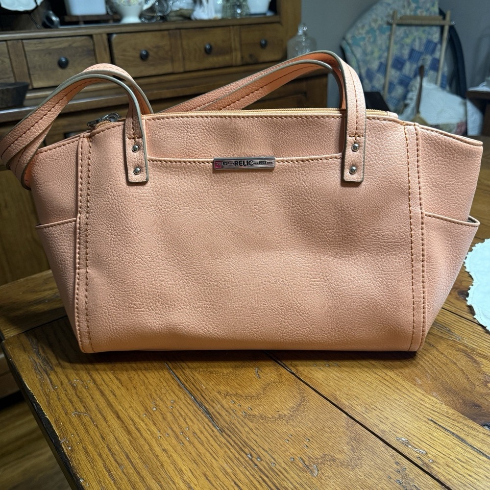 RELIC SHOULDER BAG PURSE Peach FAUX LEATHER MEDIUM 12"X9"X4" POCKETS